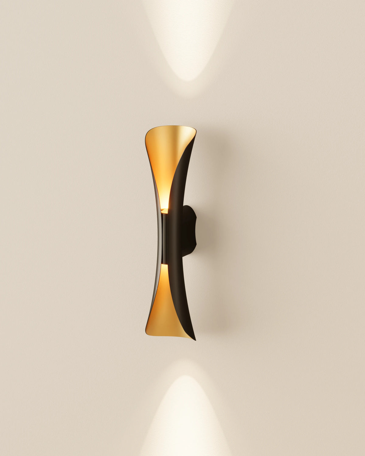 Xiphos Plus Wall Light