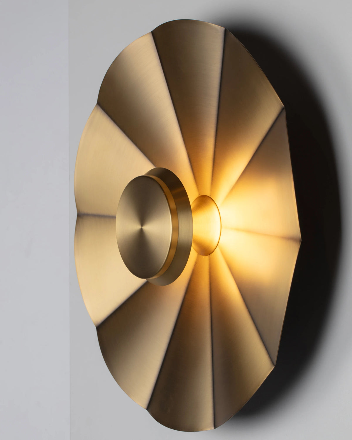 Polaris Wall Light