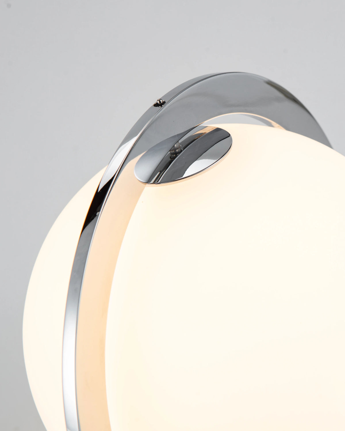 Atlas Table Lamp