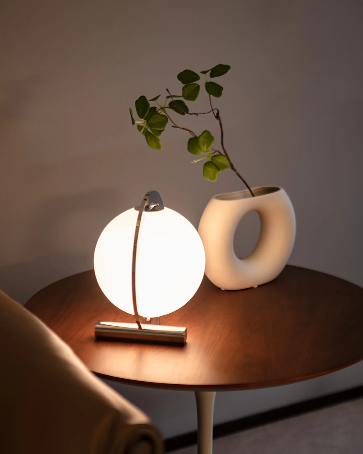 Atlas Table Lamp